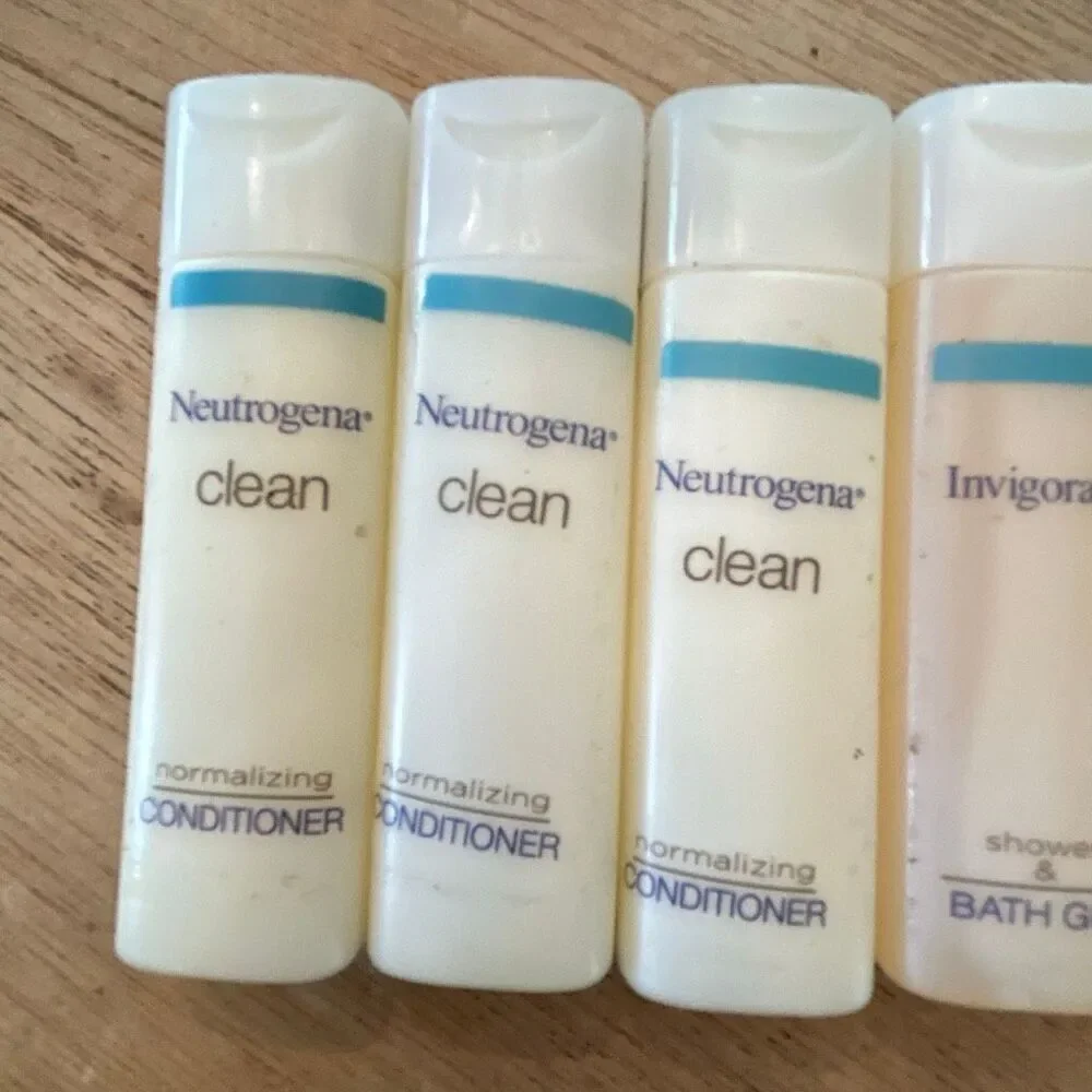 NEW set of 7 normalizing shampoo, normalizing conditioner shower and bath gel Tr